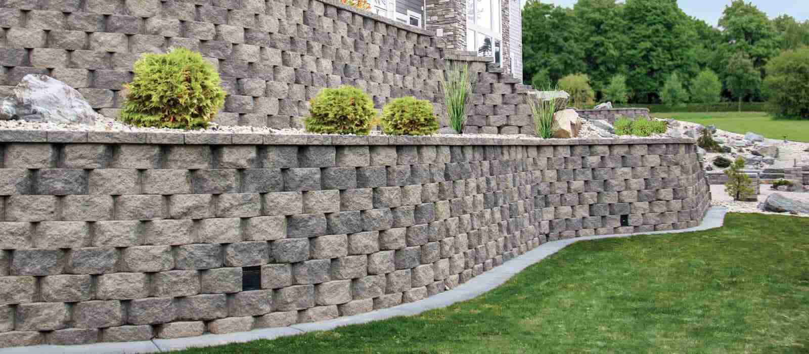 Garden wall blocks – Garden retaining wall made of concrete blocks – Bayside Pavers