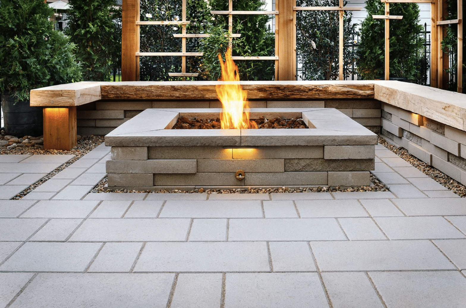Patio / Outdoor Living Area